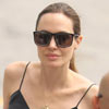 Angelina Jolie regresa a casa con sus hijos para celebrar el quinto cumpleaños de Knox y Vivienne