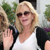 Melanie Griffith se quita su anillo de casada en su reaparición