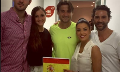 Eva Longoria, hincha entusiasta del tenista David Ferrer: '¡Que Viva España!'