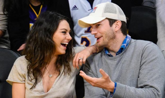 Mila Kunis confirma, sin querer, que se ha casado con Ashton Kutcher