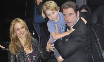 Ben, el hijo de cuatro años de John Travolta y Kelly Preston, muestra su fuerte personalidad en directo