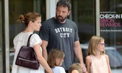Ben Affleck y Jennifer Garner aparcan las tensiones para celebrar en familia el cumpleaños del actor