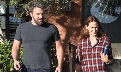 Ben Affleck y Jennifer Garner, todo sonrisas tras su visita a un consejero matrimonial