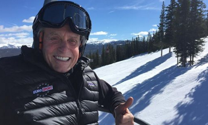 Michael Douglas, de escapada en Aspen ajeno a las alarmantes noticias sobre su estado de salud