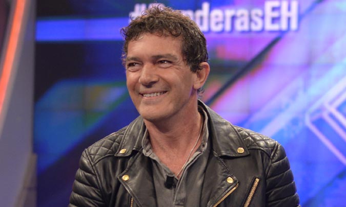 Antonio Banderas ya viste la ropa que él mismo diseña