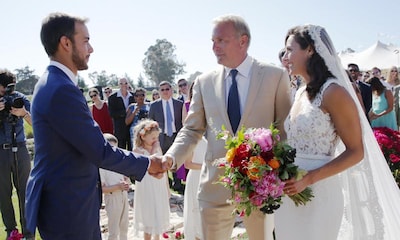 La boda con acento español de Annie Costner, la hija mayor de Kevin Costner