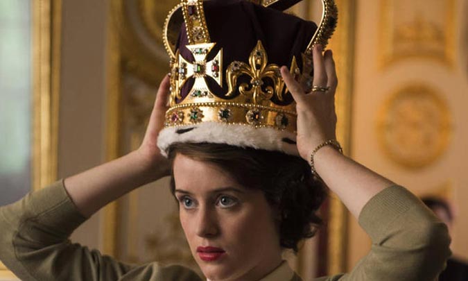De ‘Reina’ a Reina: Claire Foy, actriz de 'The Crown', dedica su Globo de Oro a su álter ego en la vida real, Isabel II