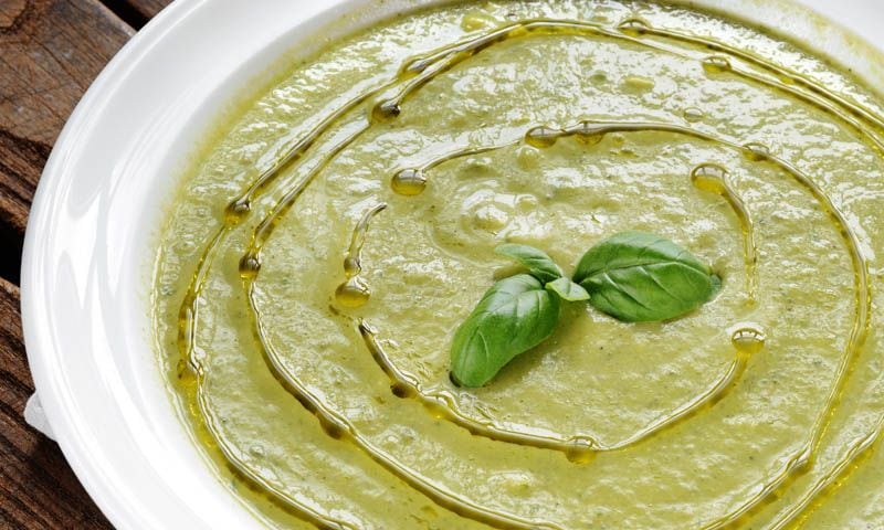 Salmorejo de aguacate, dale un toque 'detox' a tus comidas