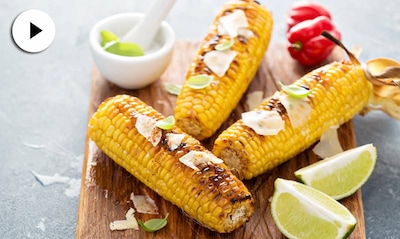 En vídeo: Mazorcas de maíz asadas… ¡dales un toque diferente y delicioso!
