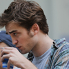 Robert Pattinson, Katie Holmes, Josh Hartnett... con el café de paseo