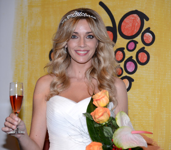 Anna Simón se convierte en la 'Reina del Cava 2013'