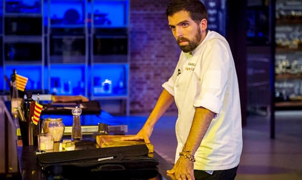 Carlos y su cocina 'extrema' dicen adiós a 'Top Chef' en un programa cargado de emociones