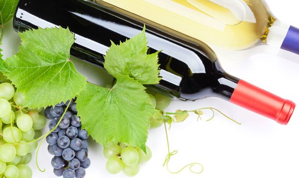 Una comida en familia, una cena romántica, un regalo para impresionar… ¿por qué vino optar en cada situación?