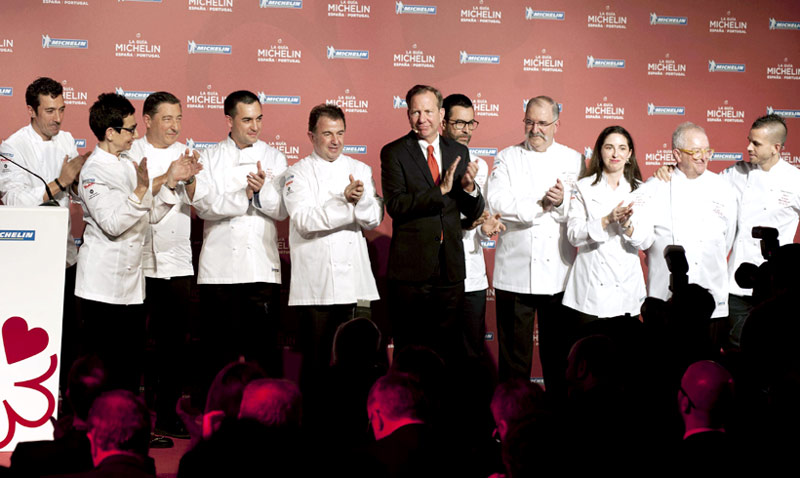 Guía Michelin 2017: 'Lasarte' consigue su tercera estrella en una gran noche para los fogones españoles