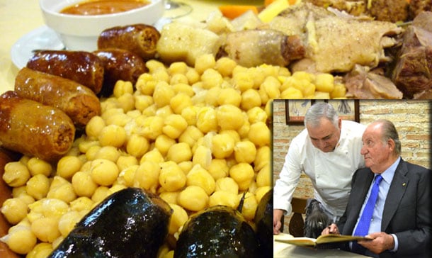El Rey Juan Carlos, rendido ante los 'encantos' del mejor cocido de España