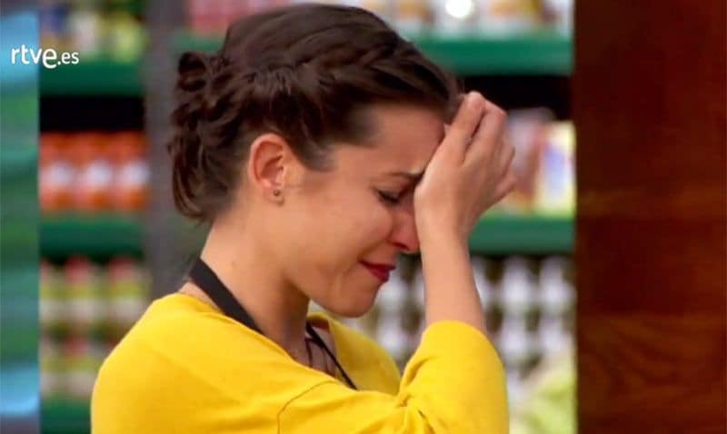 Elena se despide de MasterChef entre lágrimas