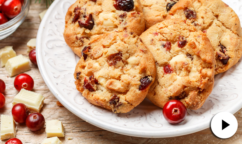 Muy dulce: Si preparas estas galletas de chocolate y arándanos… ¡no sobrará ni una!