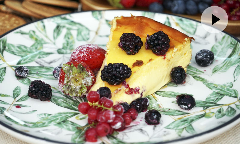 Tarta de queso con frutos rojos