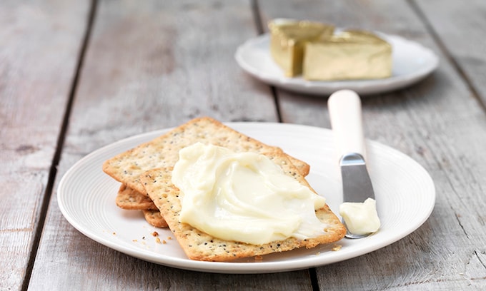 mantequilla-margarina-propiedades-nutricionales-dietas