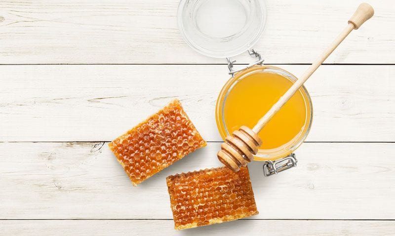 'Tips' gastro: Esto es lo que (quizá) no estás haciendo bien con la miel