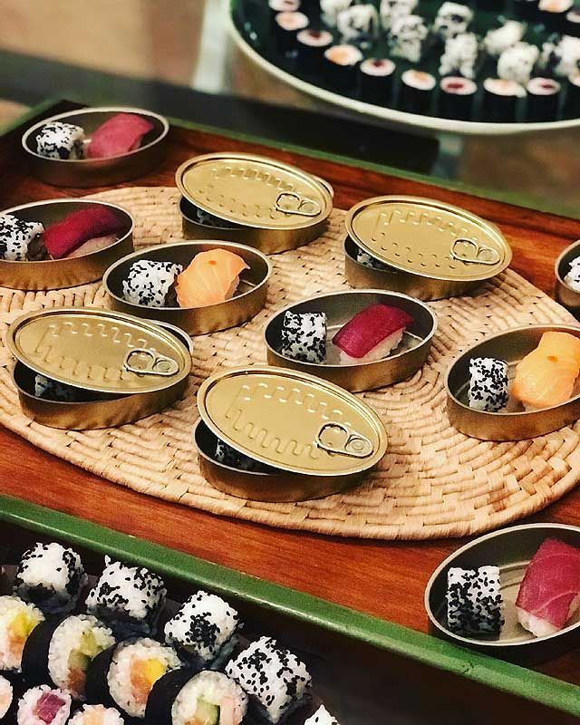 Featured image of post Fotos De Mesa Com Sushi : Mas sushi service de livraison de sushi à villeneuve loubet au port de marina baie des anges, cagnes sur mer, et la colle sur loup.