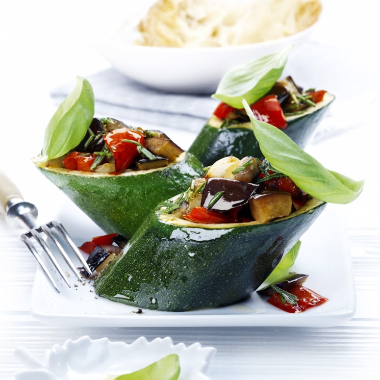 Calabacines rellenos: 9 recetas vistosas, fáciles y riquísimas Calabacines rellenos: 9 recetas vistosas, fáciles y riquísimas