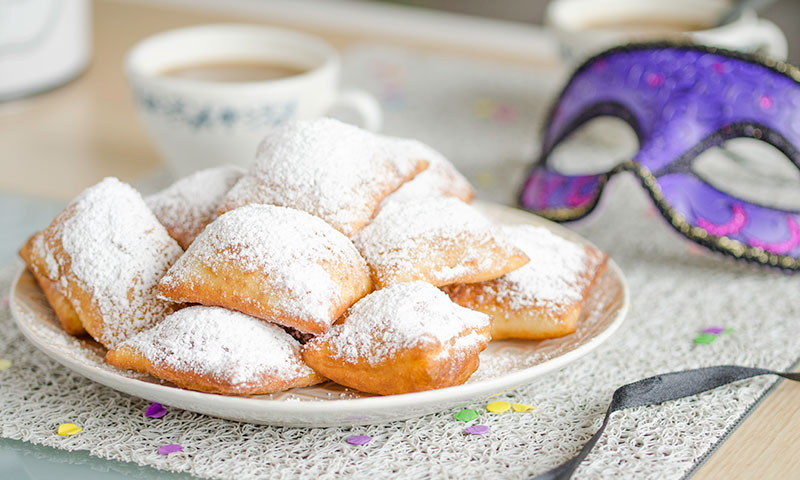 La cocina de carnaval se viste de leche, miel y azúcar. 10 recetas imprescindibles