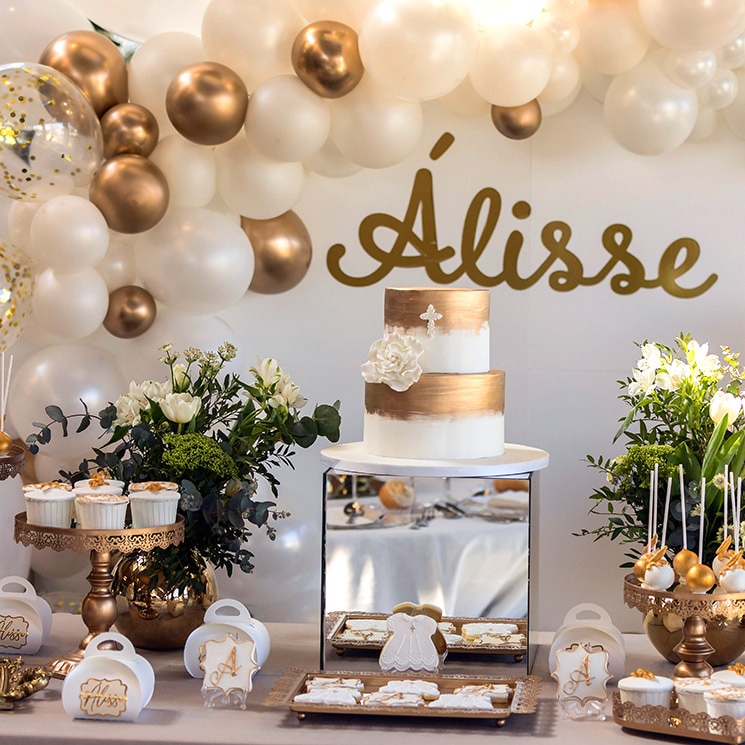 Organiza una mesa dulce de bautizo, como la de Carlos Baute y Astrid Klisans Organiza una mesa dulce de bautizo, como la de Carlos Baute y Astrid Klisans