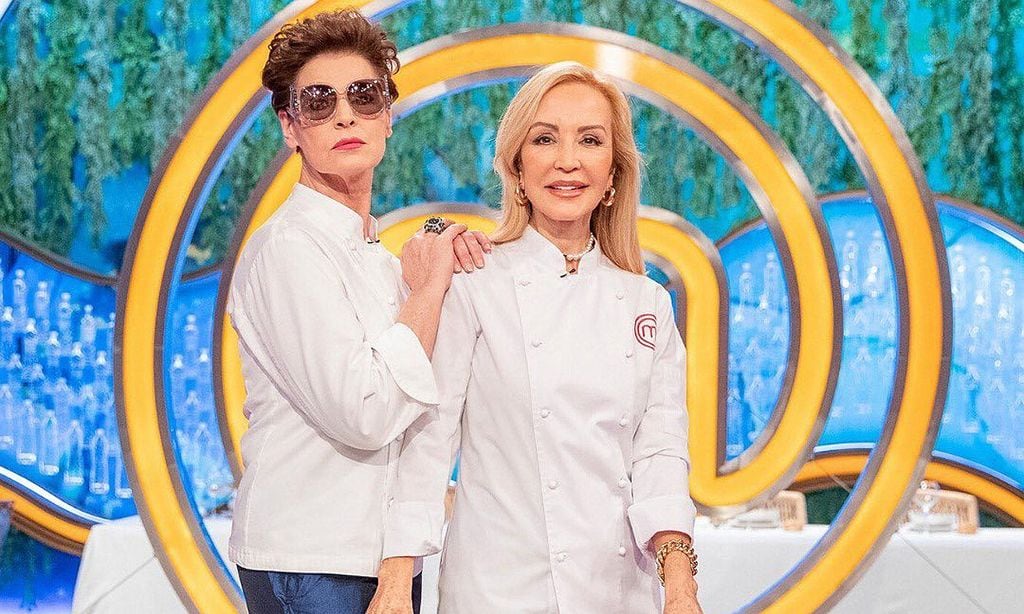 Canciones, pullas y un dúo cómico en la vuelta de Carmen Lomana y Antonia Dell'Atte a 'MasterChef'