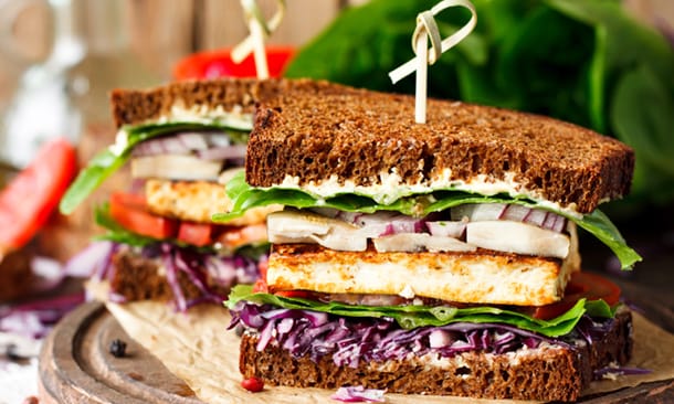 ‘Tips’ para preparar un delicioso sándwich vegetal (pero vegetal de verdad)