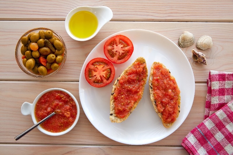 tostas-tomate-aceite-oliva