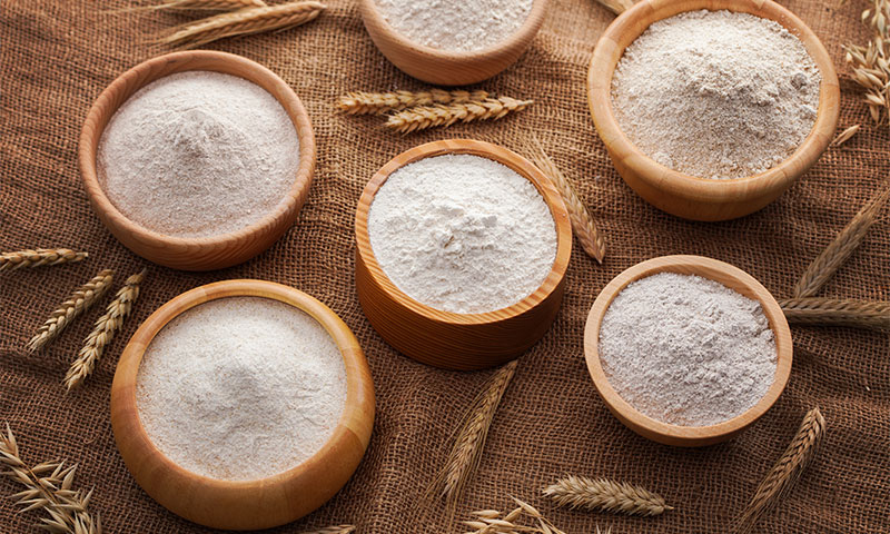 Floja, de fuerza, integral, de arroz... ¿sabes cuántos tipos de harina hay y para qué sirven?
