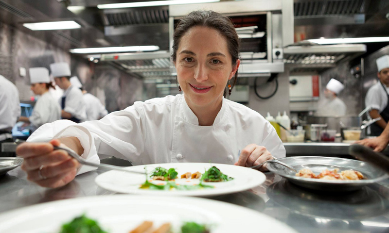 Gratis y sin moverte del sofá: ¿te apetece 'colarte' en las cocinas de los mejores restaurantes?