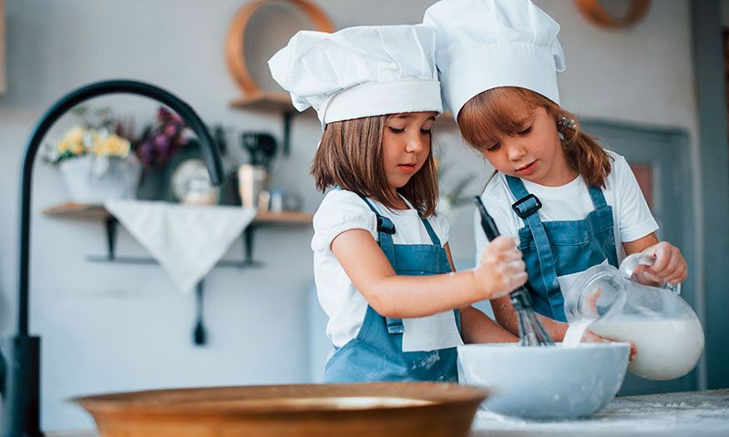 ¿Semana Santa en casa? Diviértete preparando estos postres con tus 'peques'