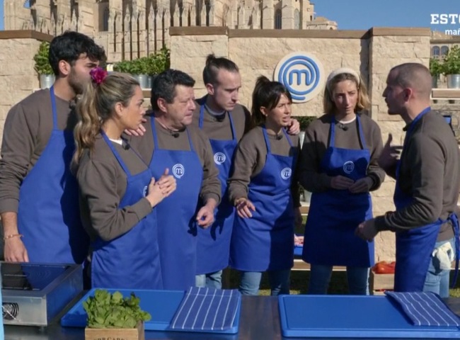 Arnau, Álex, Jesús, María, Ofelia, Amelicious y Toni