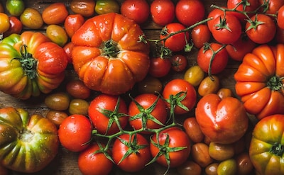 Trucos para comprar, conservar y utilizar el tomate en la cocina