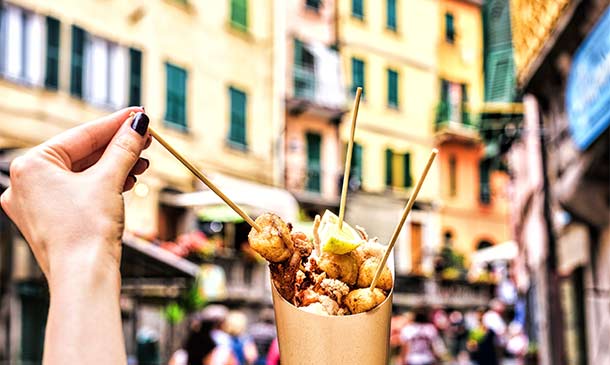 'Street food' en casa: ideas sencillas para una comida entre amigos
