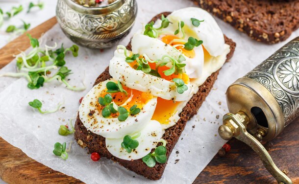 Ideas de desayuno:  tostadas con huevo que alegrarán tus mañanas