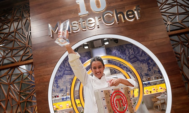 María Lo gana 'MasterChef 10' en una final muy reñida