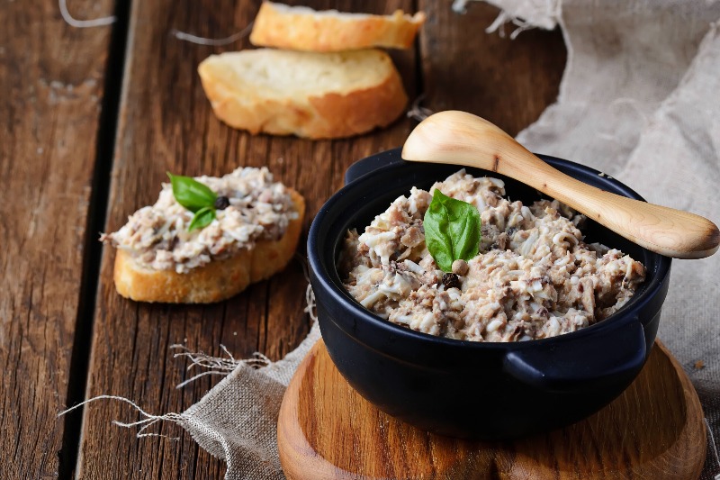 pate-sardinillas-tostas