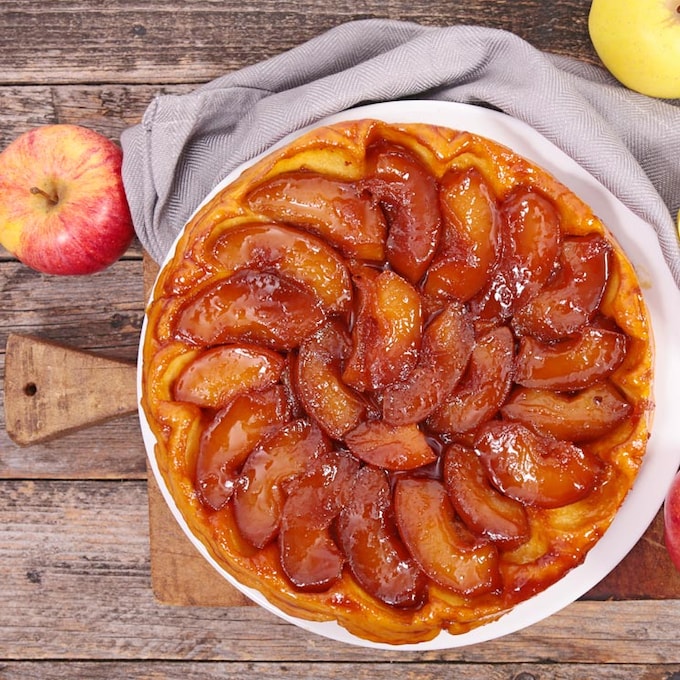 Postres de manzana al horno: tarta, bizcocho, pudin… ¿con cuál te quedas?