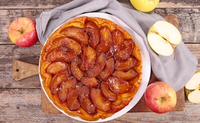 Postres de manzana al horno: tarta, bizcocho, pudin… ¿con cuál te quedas?