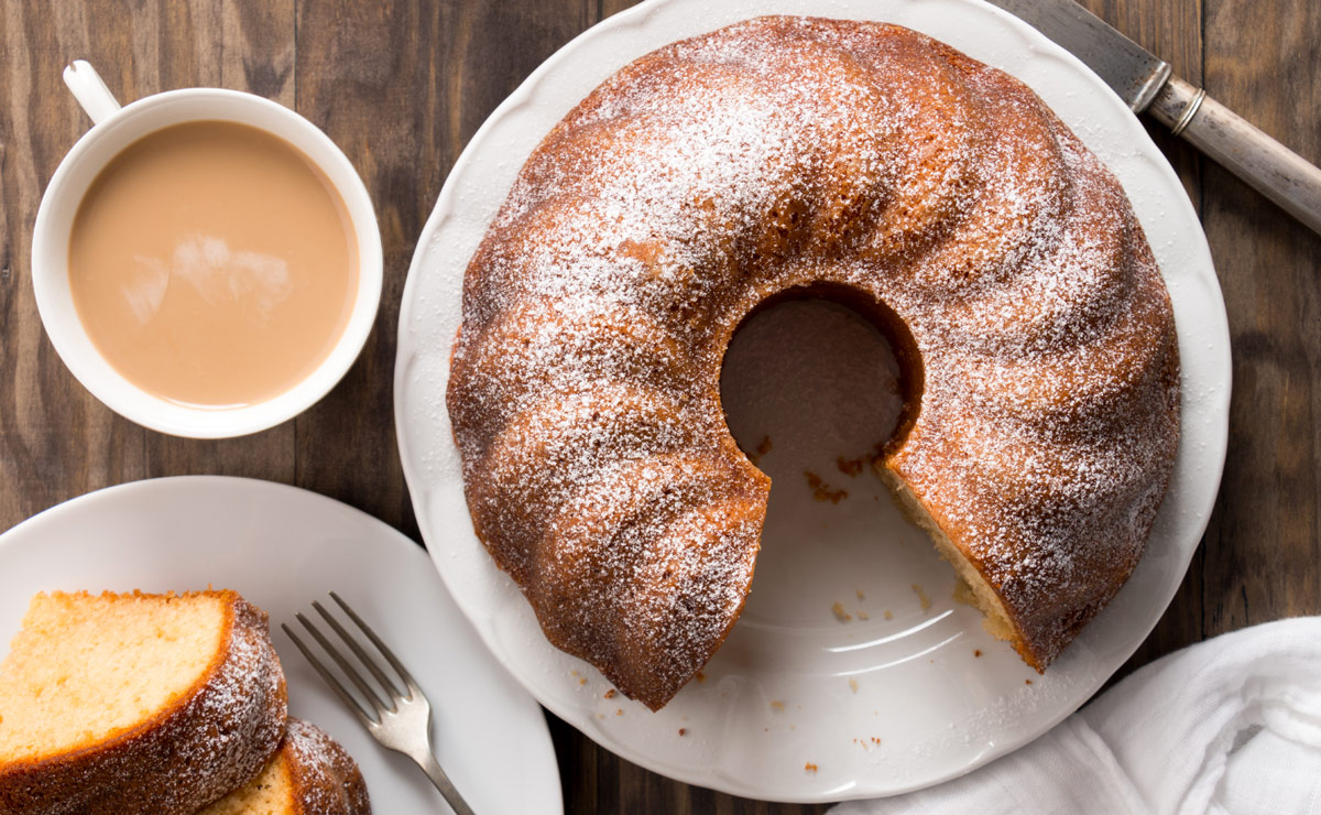 Bonito por fuera, delicioso por dentro… ¡hoy desayunamos ‘bundt cake’!