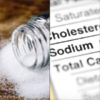 Pistas para entender las etiquetas alimenticias: ¿es lo mismo la cantidad de sal que la de sodio?