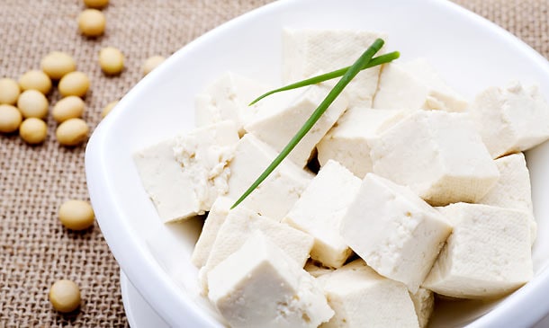 Recetas 'veggie': aprende a preparar un tofu casero