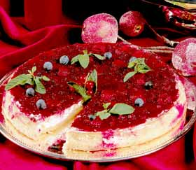 Tarta de queso con mermelada de frambuesas