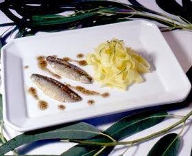 Tagliatelle con sardinas