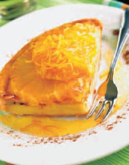 Tarta de crema con naranja y canela