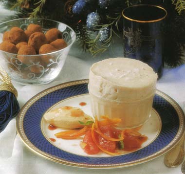 Soufflé templado de castañas en caldo de cítricos y espuma de turrón