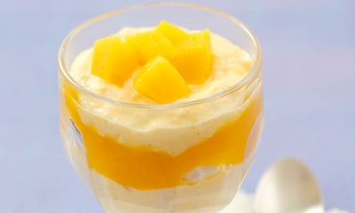 Postre fácil de mango y crema de limón